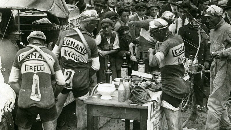 Giro d’Italia: De mythische strijd die Italië kleur gaf